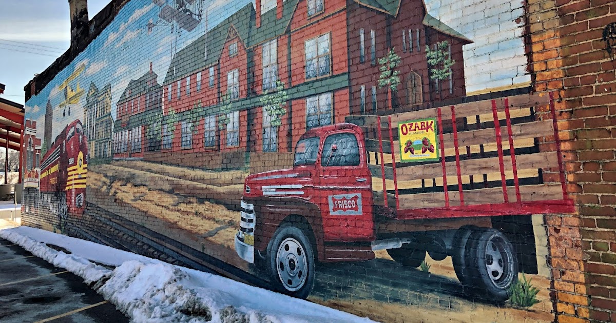 SilverHawk Travel Journal Downtown Mural MO