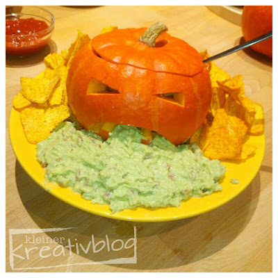 https://www.kleiner-kreativblog.de Halloween-Food "Kotzender Kürbis"