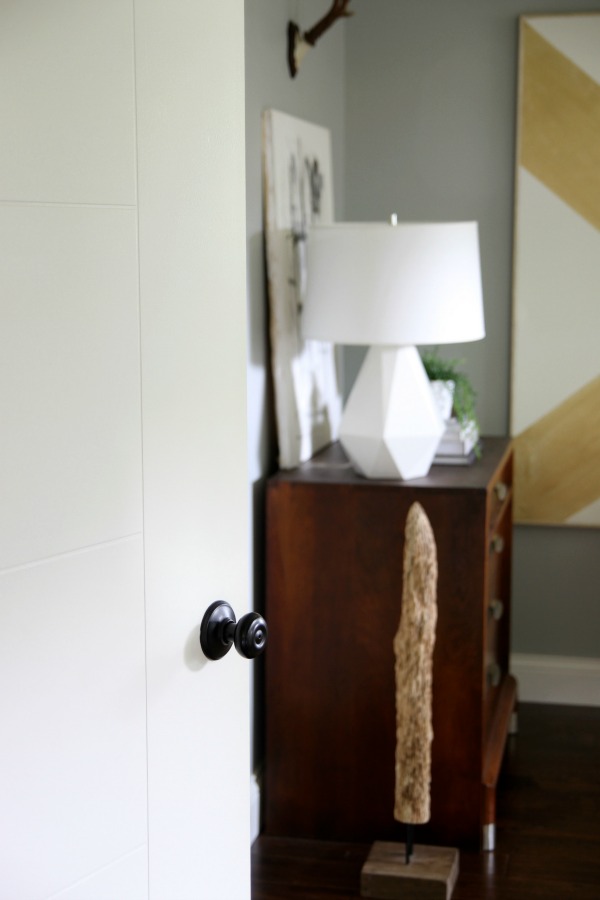 Spray Painting Interior Door handles Maison Jen