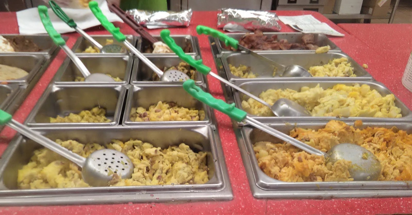 Terlingua Dreams Stripes on Spur 239 / Breakfast Tacos / Long food lines