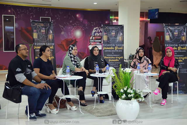 Juri-juri yang terlibat Pencarian Wajah Jameela Di Jameela Street SACC MALL Shah Alam