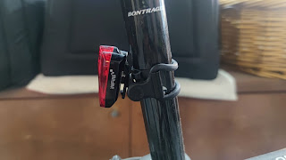 Mounting onto a normal round seatpost