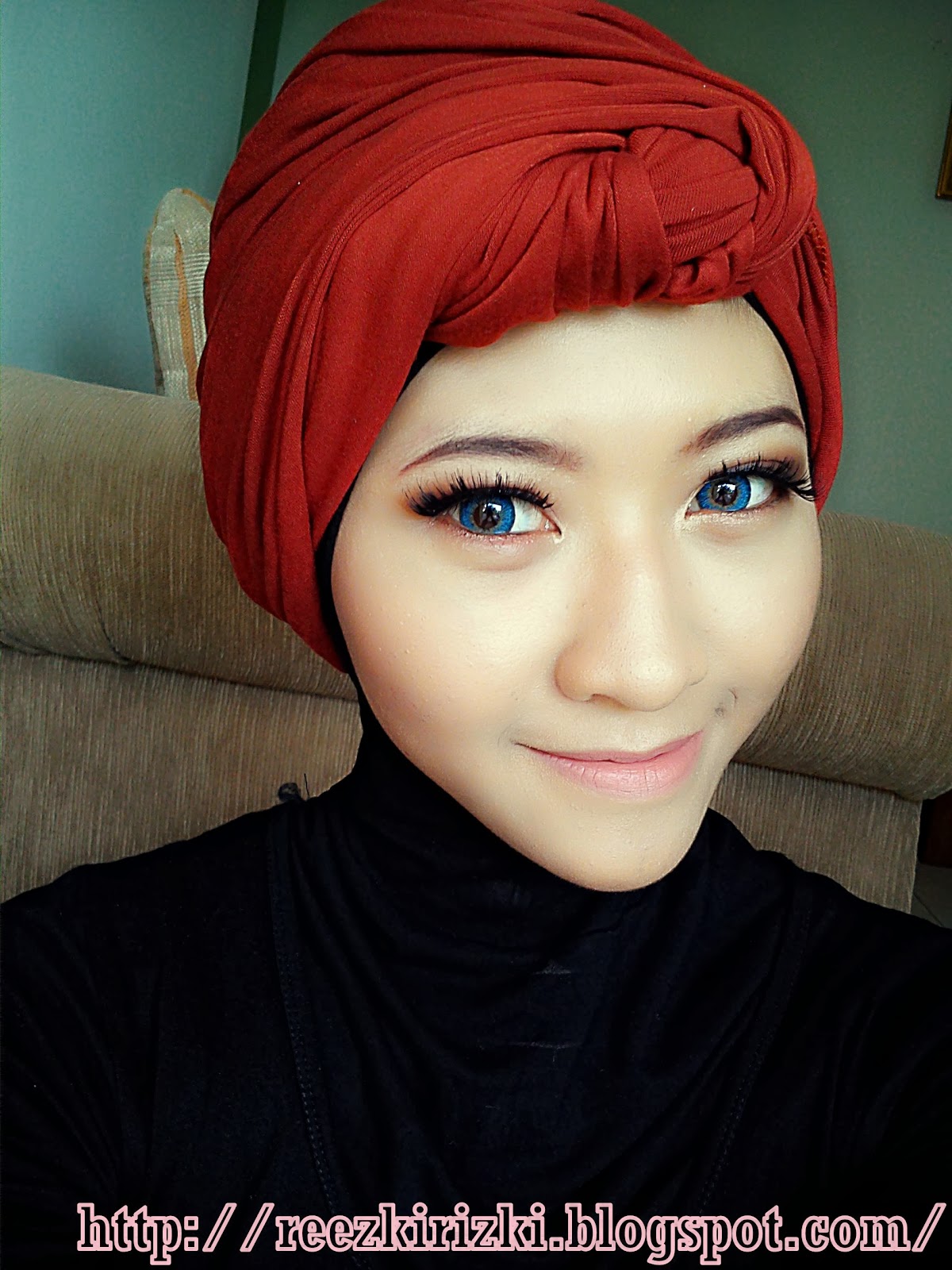 Reezki's Beauty Blog How To Make Your Blue Eyes POP! With Ageha Barbie
