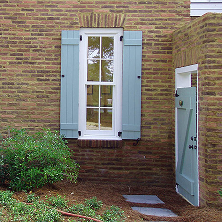 Choosing the best Board and Batten shutters for your home! Decorative