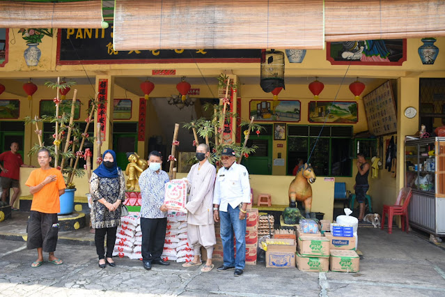 Dinsos Kota Tebingtinggi Serahkan Bantuan ke Panti Asuhan dan Panti Jompo Dinsos Kota Tebingtinggi Serahkan Bantuan ke Panti Asuhan dan Panti Jompo