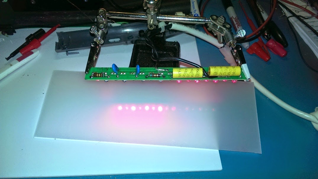 Make this Red LED Sign Circuit | Circuit Diagram Centre