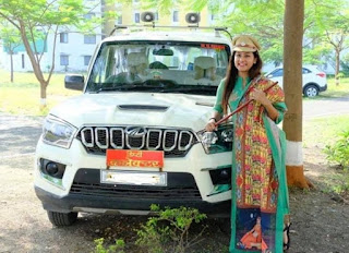 लेडी सिंघम जिसने BJP नेता को थप्पड़ मारा, उसकी खूबसूरत तस्वीरे सोशल मिडिया पर वायरल हो रही है लेडी सिंघम जिसने BJP नेता को थप्पड़ मारा, उसकी खूबसूरत तस्वीरे सोशल मिडिया पर वायरल हो रही है
