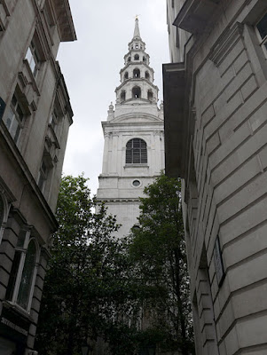 The tiered spire of St Bride's