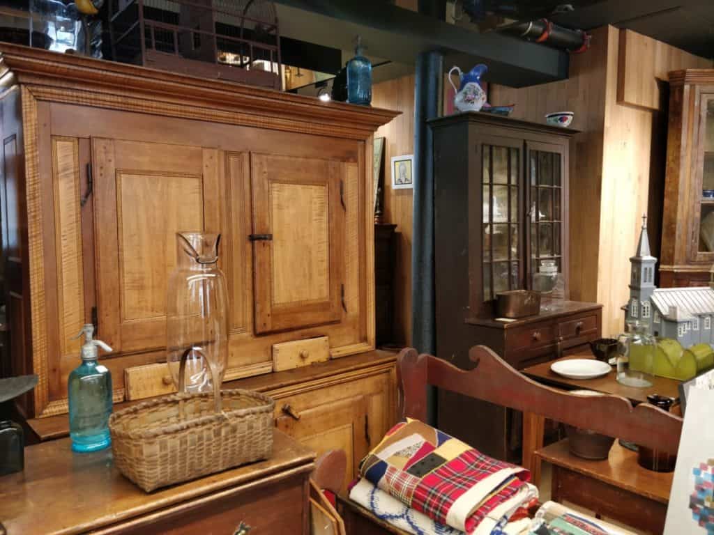 Best Antique Stores Quebec Antique Mall in Quebec, Canada Antique Mall