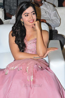 Rashmika Mandanna Sizzles at Geetha Govindam Audio Release