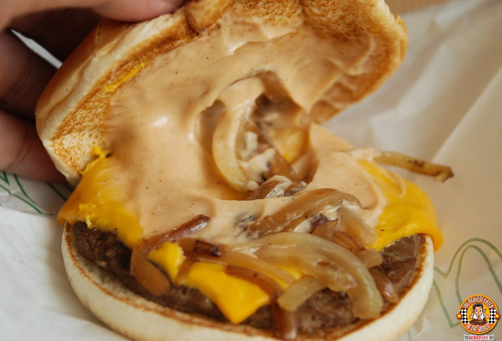 THE PICKIEST EATER IN THE WORLD MCDONALD'S NEW SMOKY CHEESEBURGER