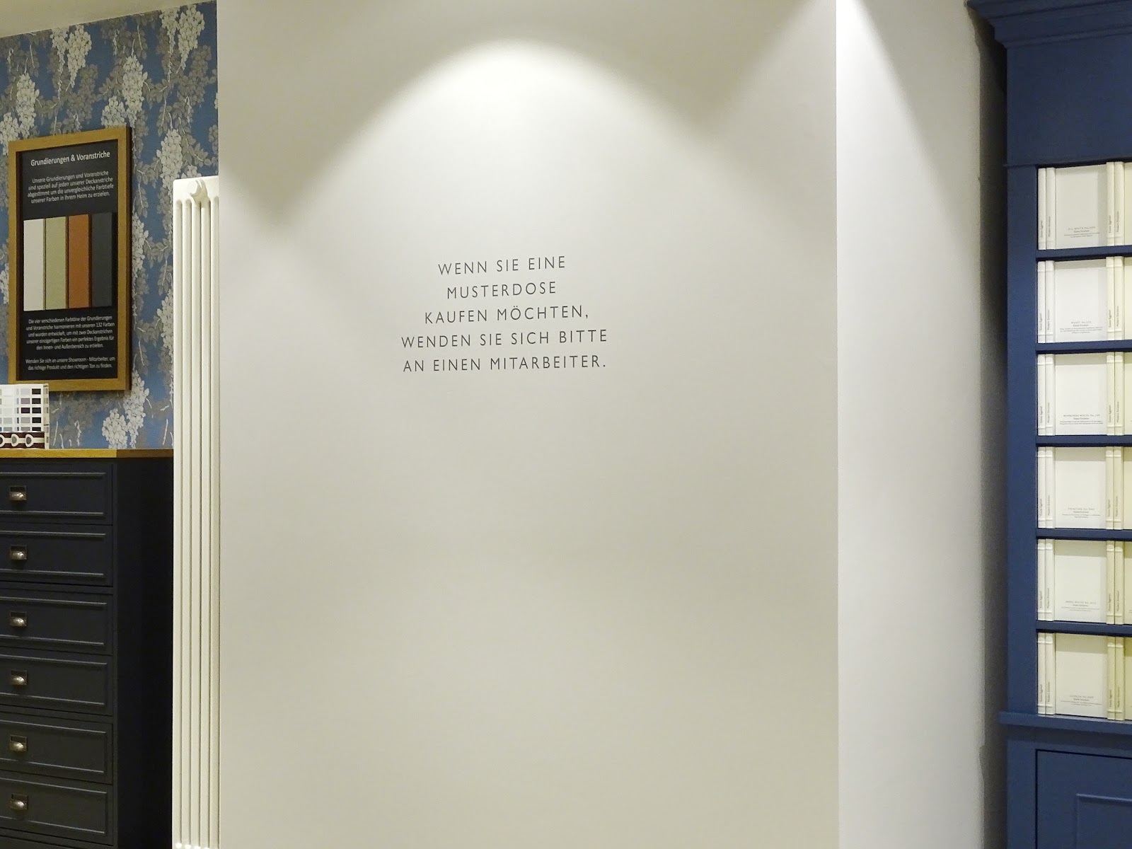 Farbe für deine Wände - Besuch im Farrow & Ball Showroom in Düsseldorf - https://mammilade.blogspot.de Farbe für deine Wände - Besuch im Farrow & Ball Showroom in Düsseldorf - https://mammilade.blogspot.de