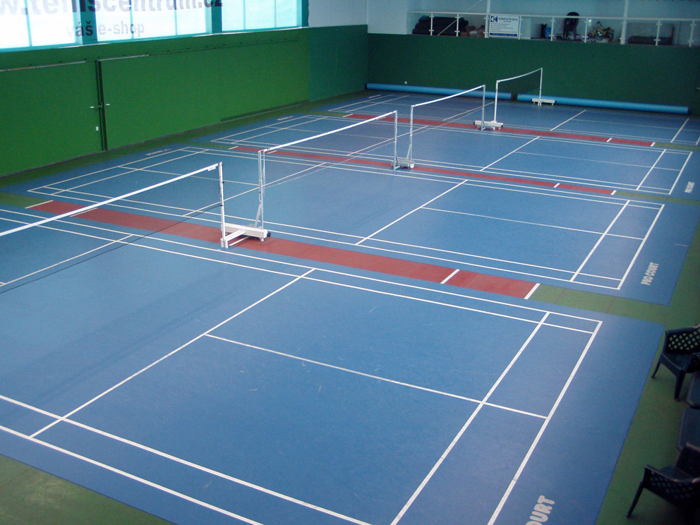 Какой размер имеет площадка для бадминтона. Корт Badminton. Разметка бадминтонного корта. Badminton площадка Razmer. Спортивная площадка для бадминтона.