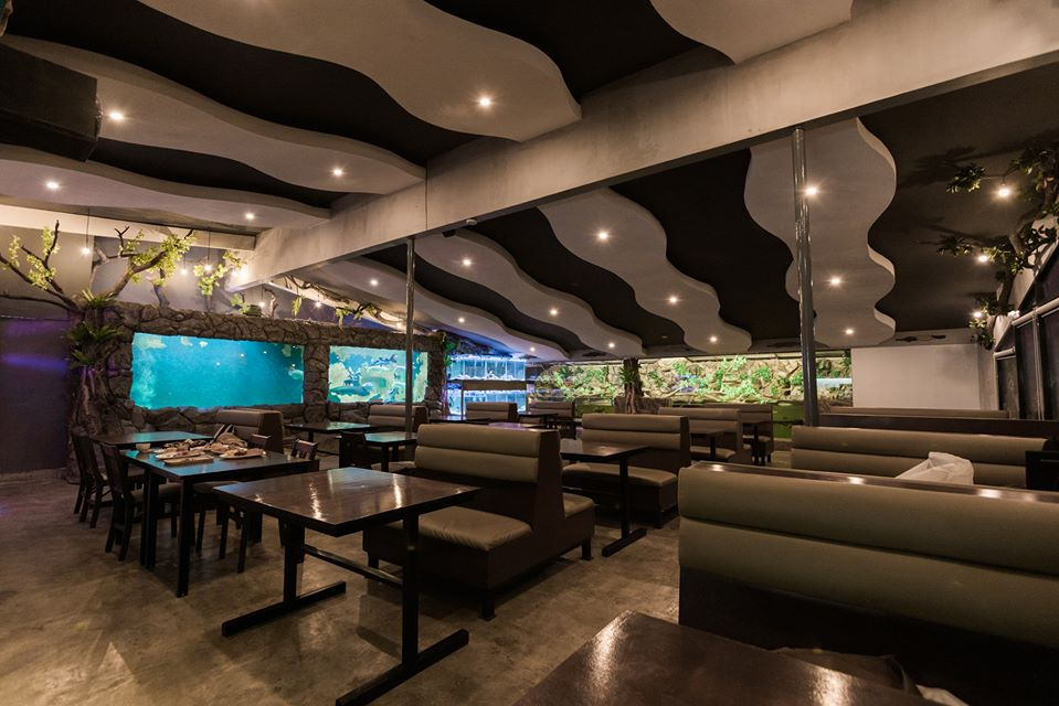 Aquarium Cafe & Lounge In Metro Iloilo Offers A Mouth Watering Filipino With A European Twist