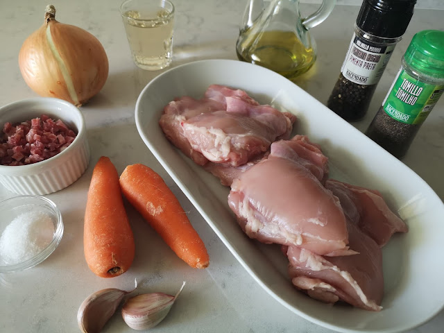 Ingredientes contramuslos de pollo en salsa