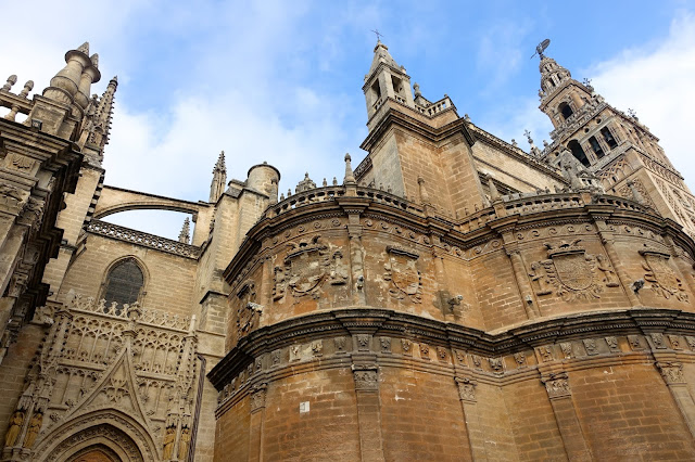 jin loves to eat: Seville Cathedral and Giralda