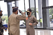 Panglima TNI Hadiri Penyematan Wing Kehormatan Penerbang TNI AU Kepada Kapolri