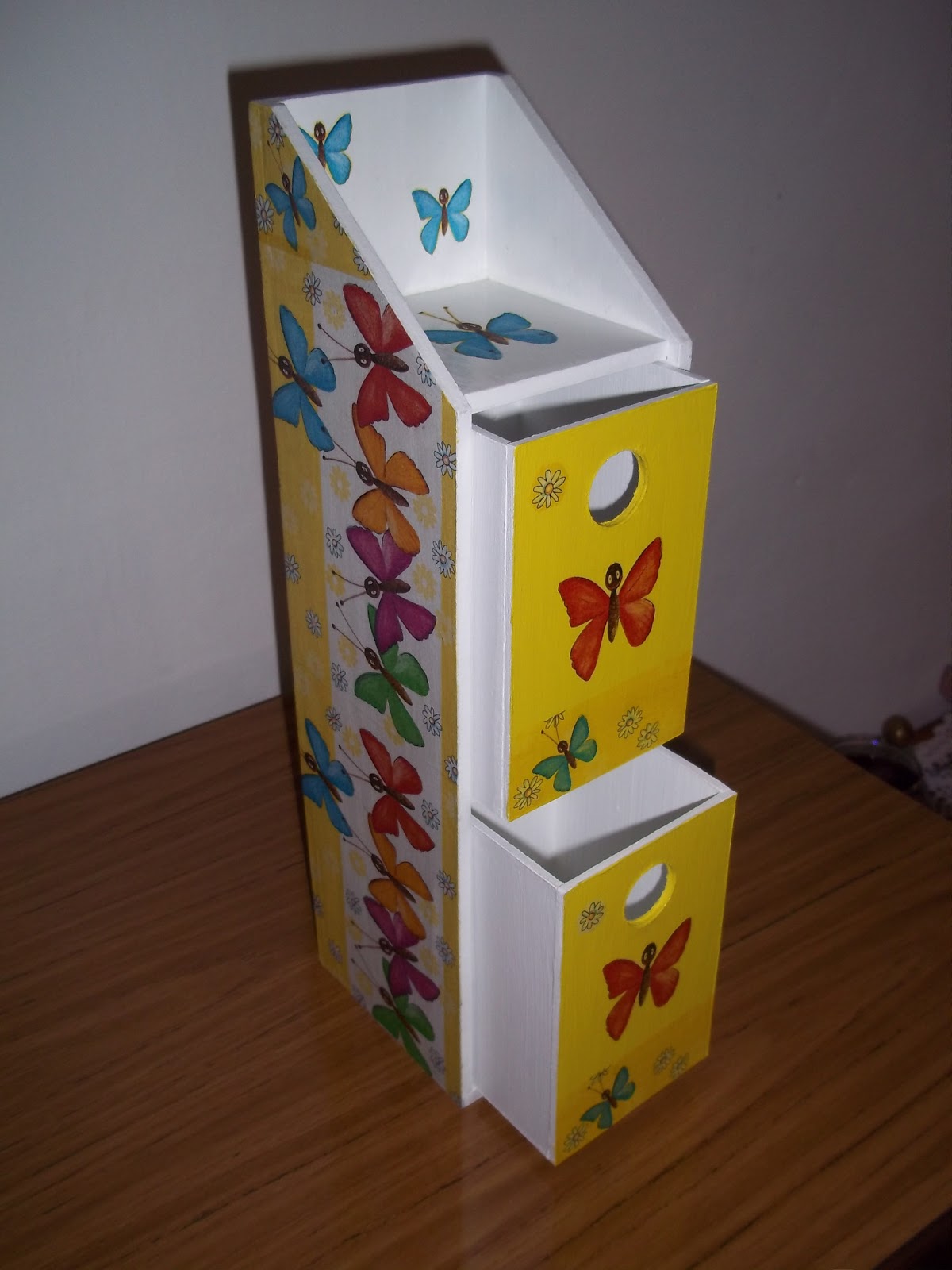 Articulos en Fibrofacil Cajonera vertical multiuso