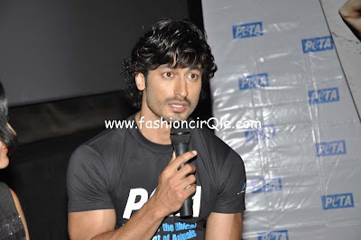 Vidyut Jammwal unveiled new ad for 'PETA'