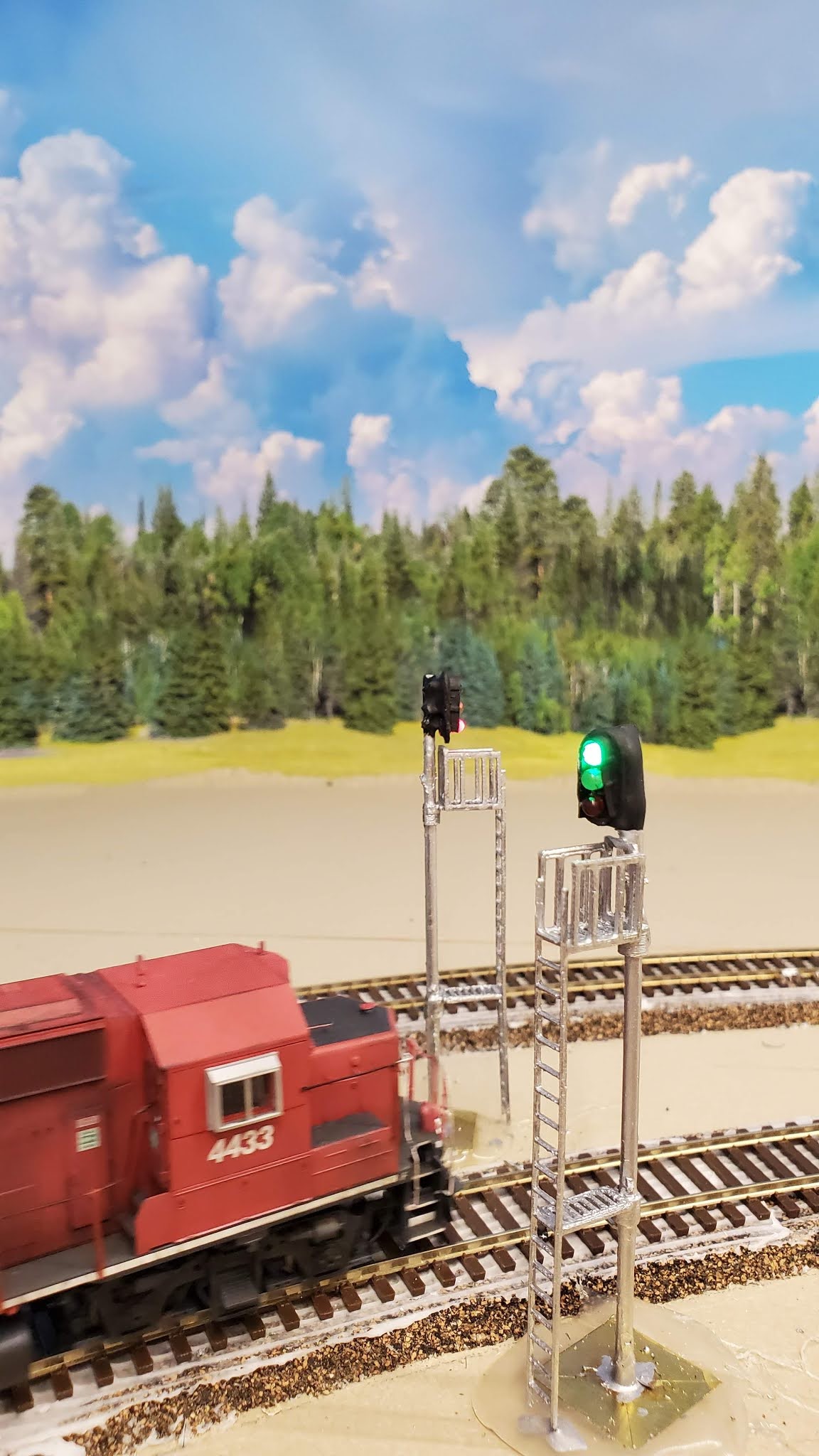 Rupert's Insights: Automated Signals Using Arduino (Block Detection ...