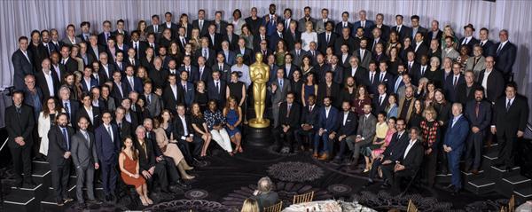  Nominados a los Óscar se reúnen en tradicional almuerzo