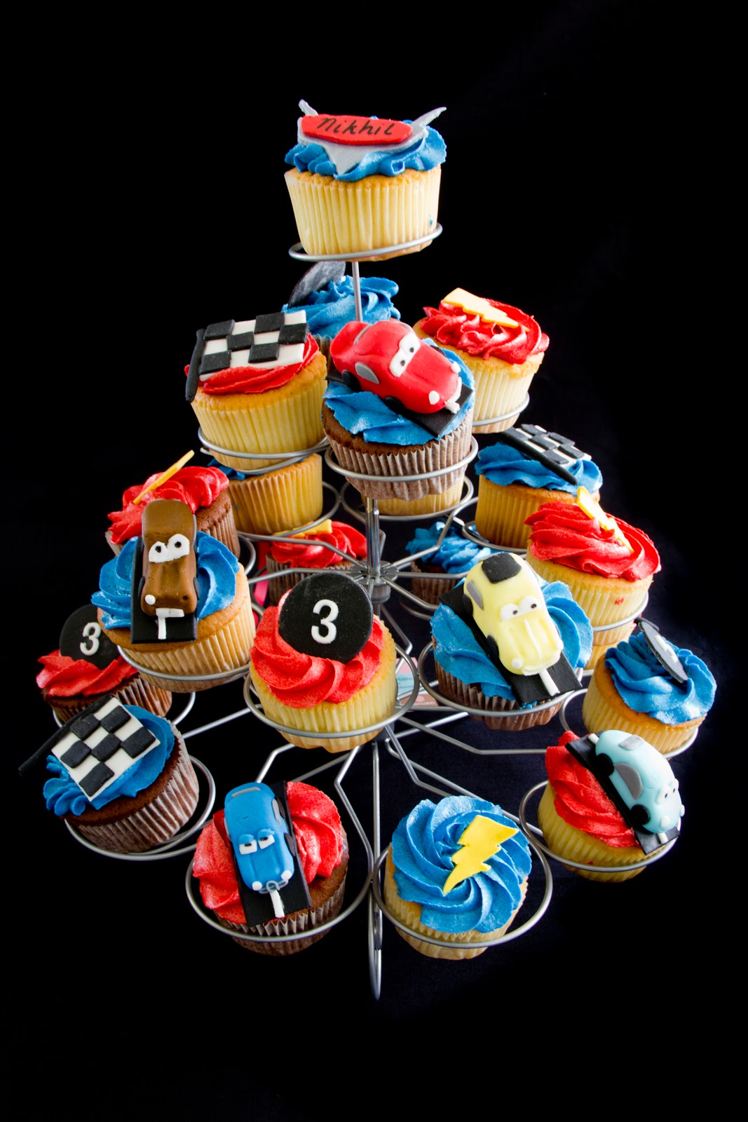 Cup'n'Cakes Cars Cupcake tower