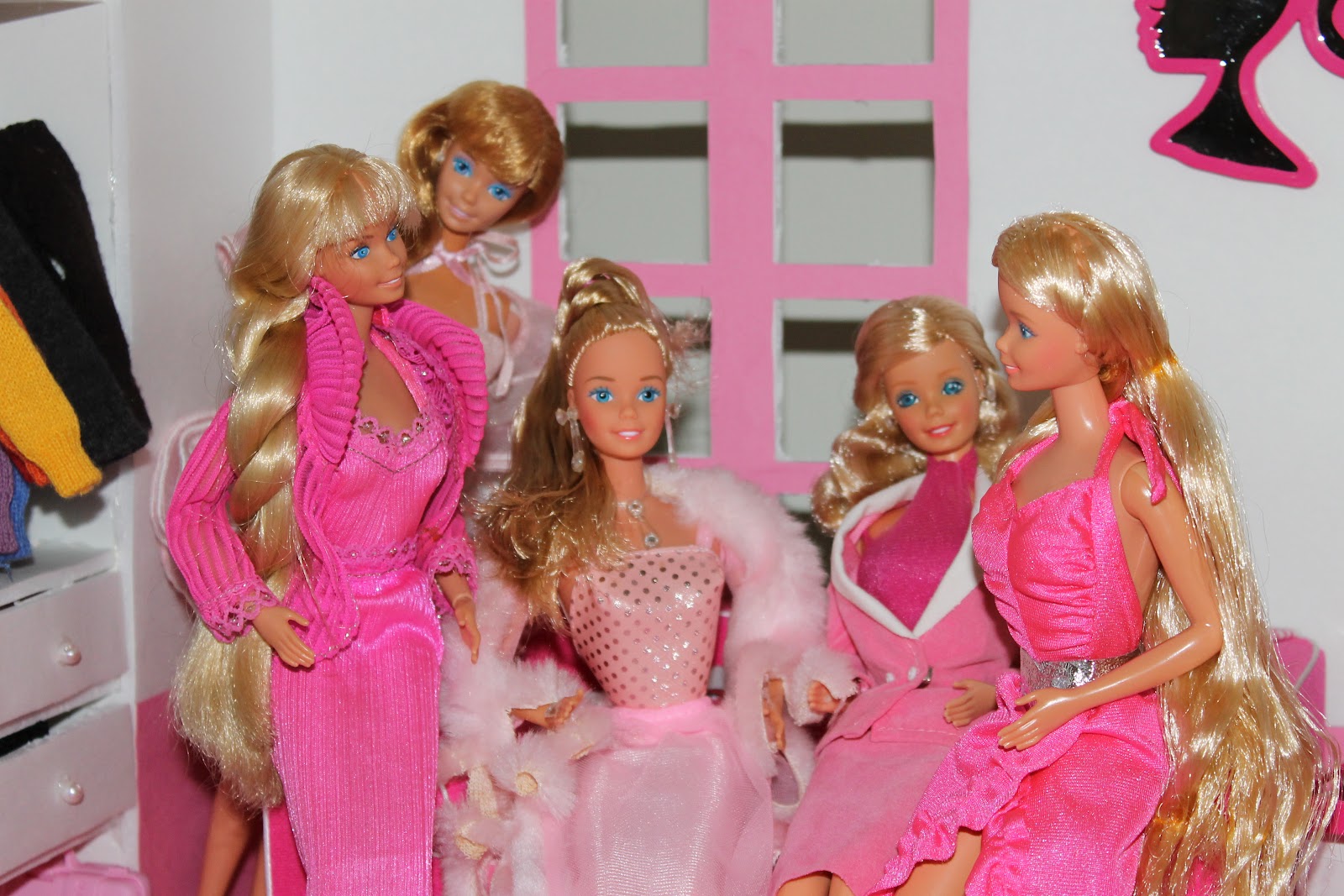 SHASARIGNIS Barbie, Fashion Royalty : Vêtements Barbie
