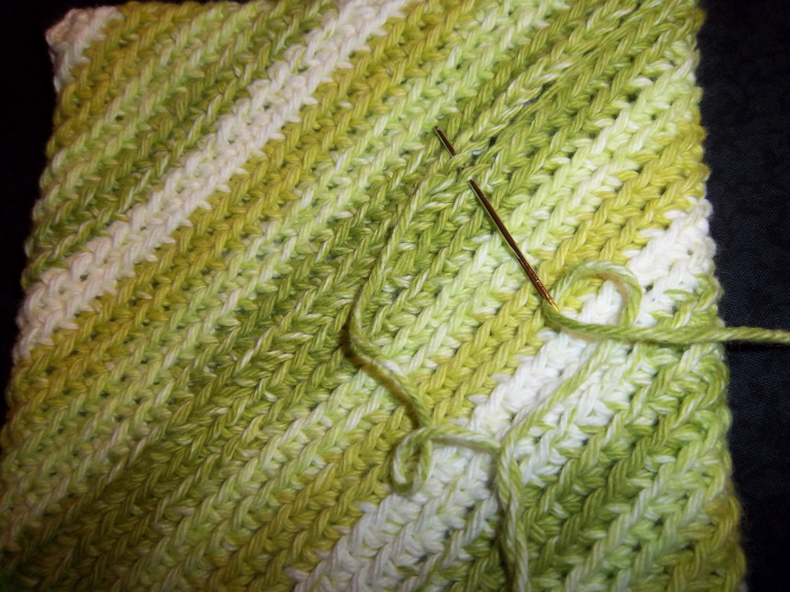 August 53 Doublesided Crocheted Potholder Tutorial