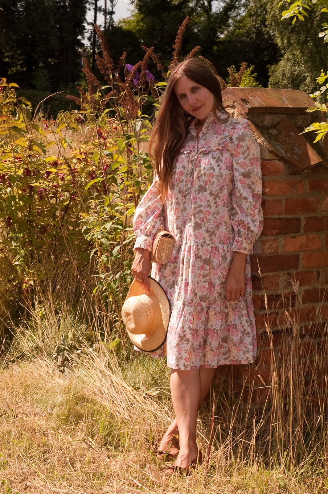 Jane Air Vintage Clothes and Collectables: Jane Air in a vintage Laura ...