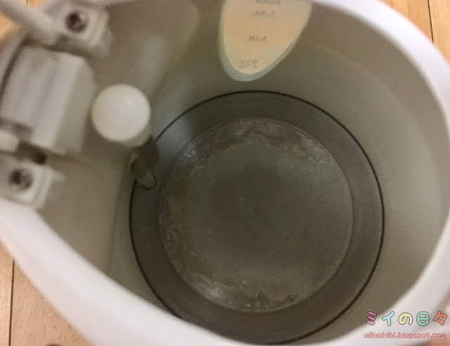 電気ポット ケトル 水垢 湯垢 簡単 落とす 洗浄 方法 取る 取り方