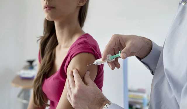 Αντιγριπικός εμβολιασμός στο κοινωνικό ιατρείο Ναυπλίου