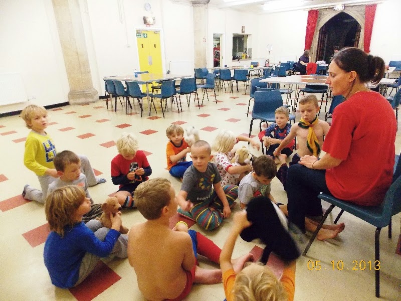 bluebird scout leader and beavers