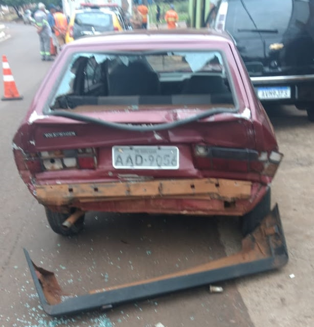 Três veículos se envolvem em acidente de trânsito na cidade de Iretama
