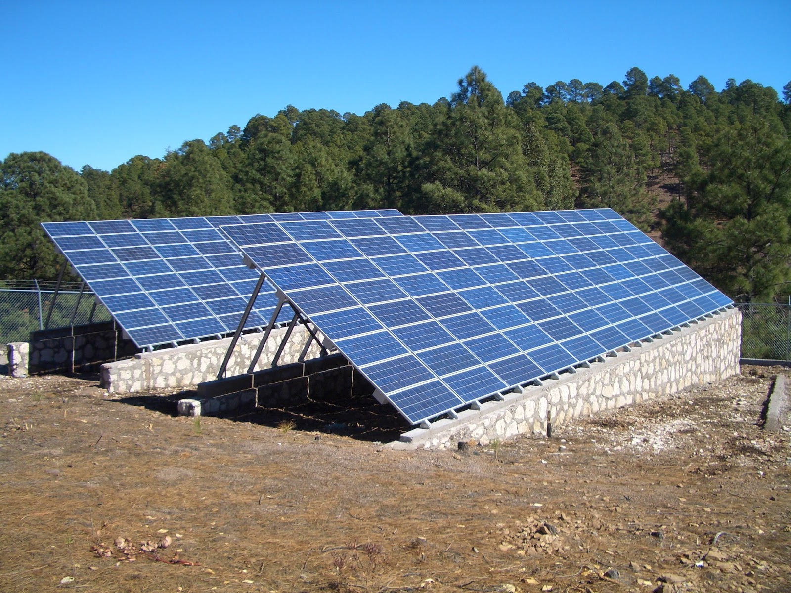 Planta Solar Portátil y se puede montar en cualquier lugar