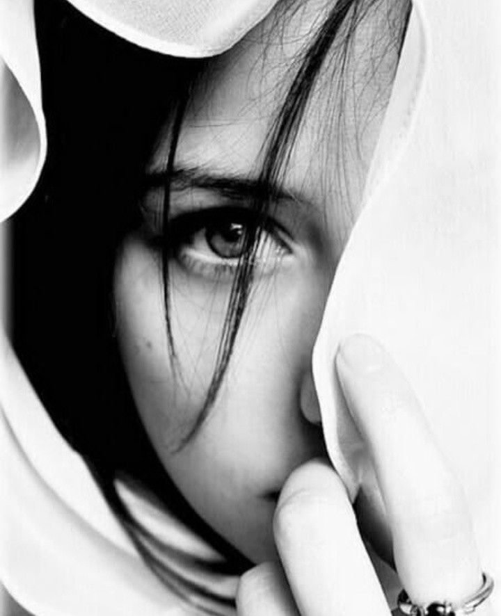 Sad Girl Hide Face Black and White Pics