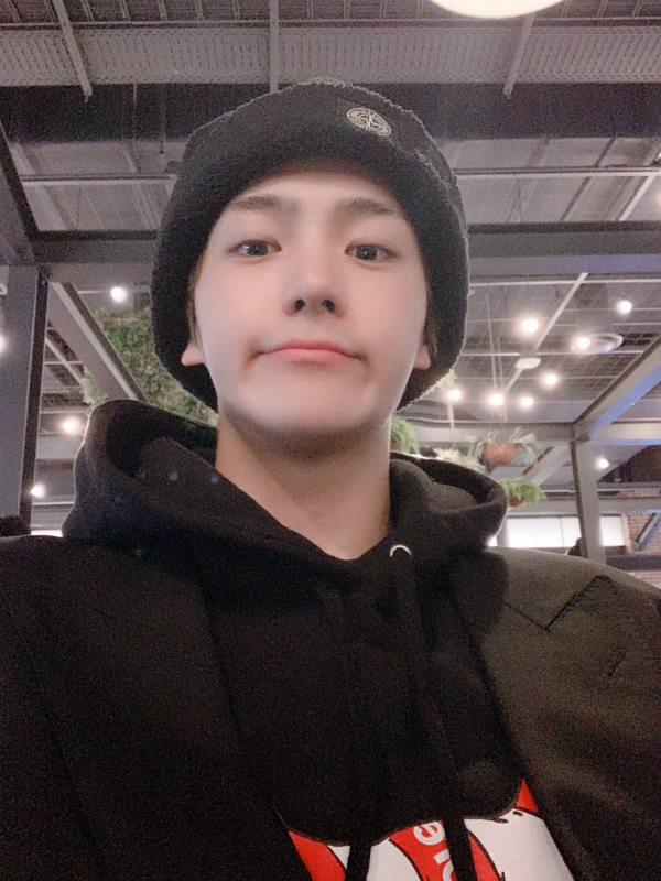 아육대걔랑 스벅제복남의 관계성 | 인스티즈