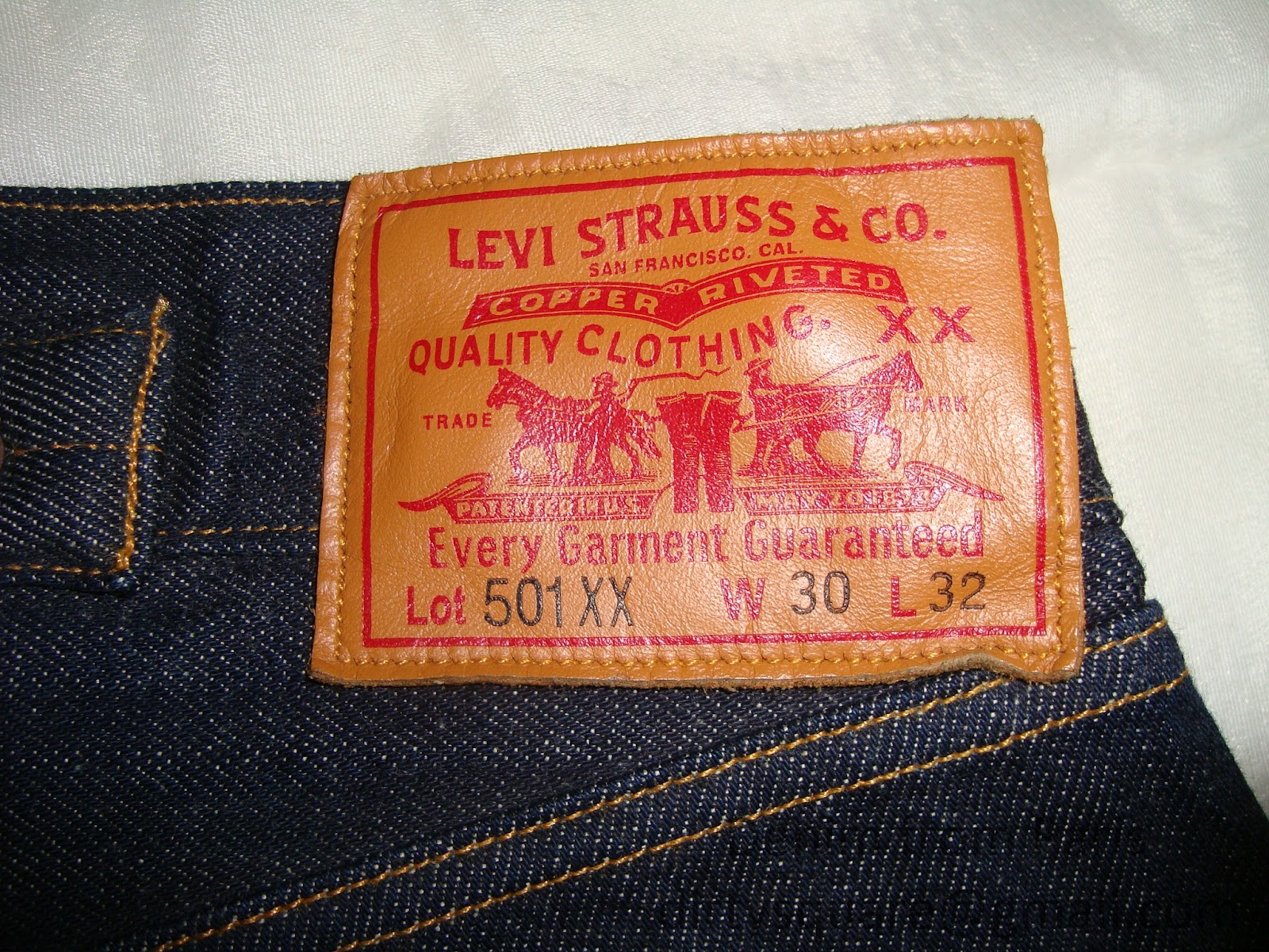 denim from Paris: Levi's LVC - 501xx 1890 blue knees