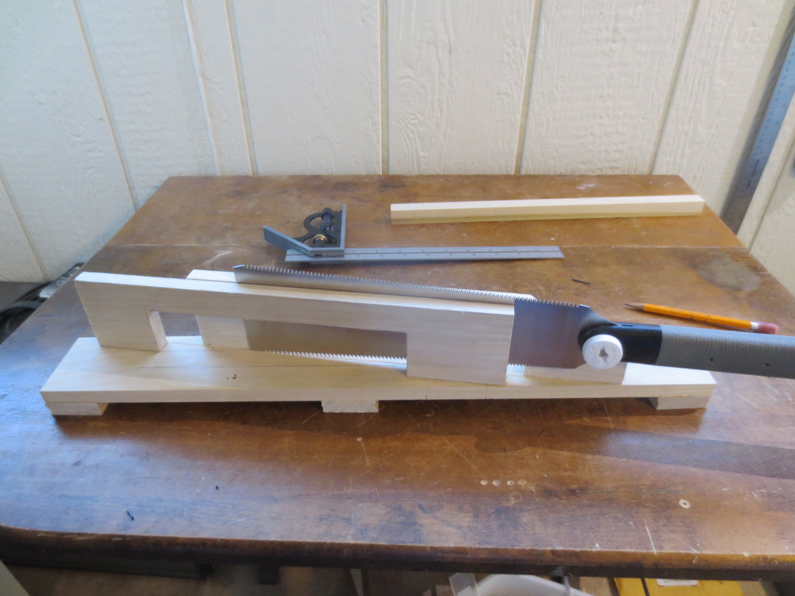 Ricks Cigar Box Guitars Scarf joint jig