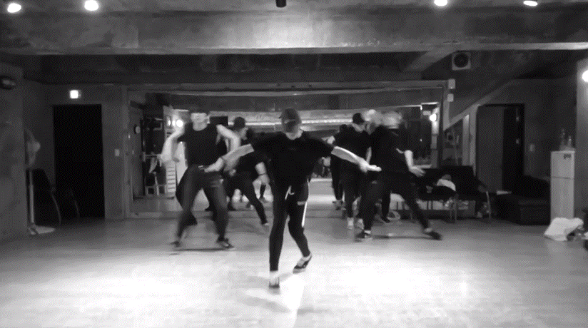 노래도 잘 만드는데 춤선도 괜찮은것 같은 싱어송라이터 | 인스티즈