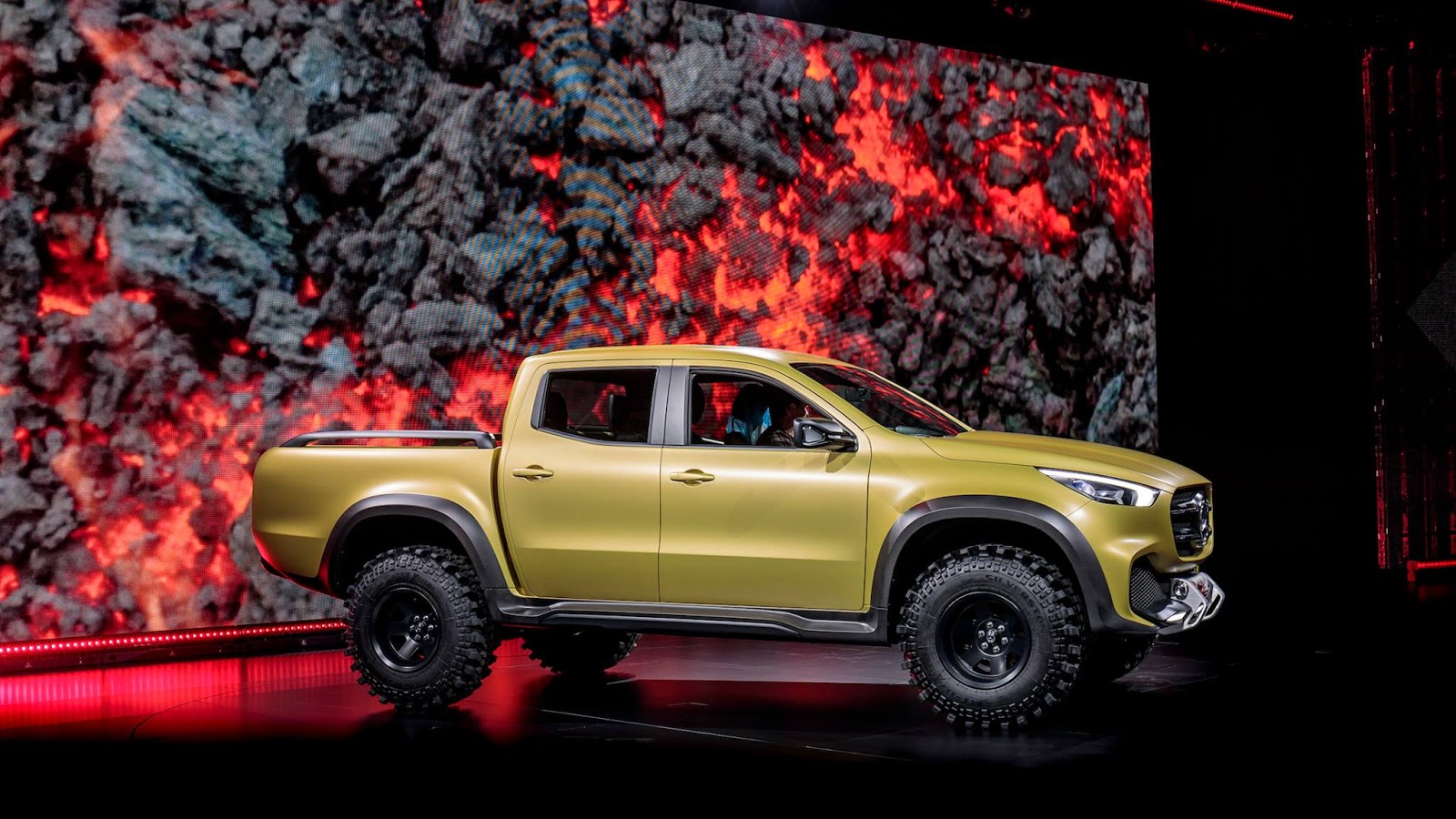 Mercedes Accepting Deposits For The 2018 X-Class In The UK ... Mercedes Accepting Deposits For The 2018 X-Class In The UK ...