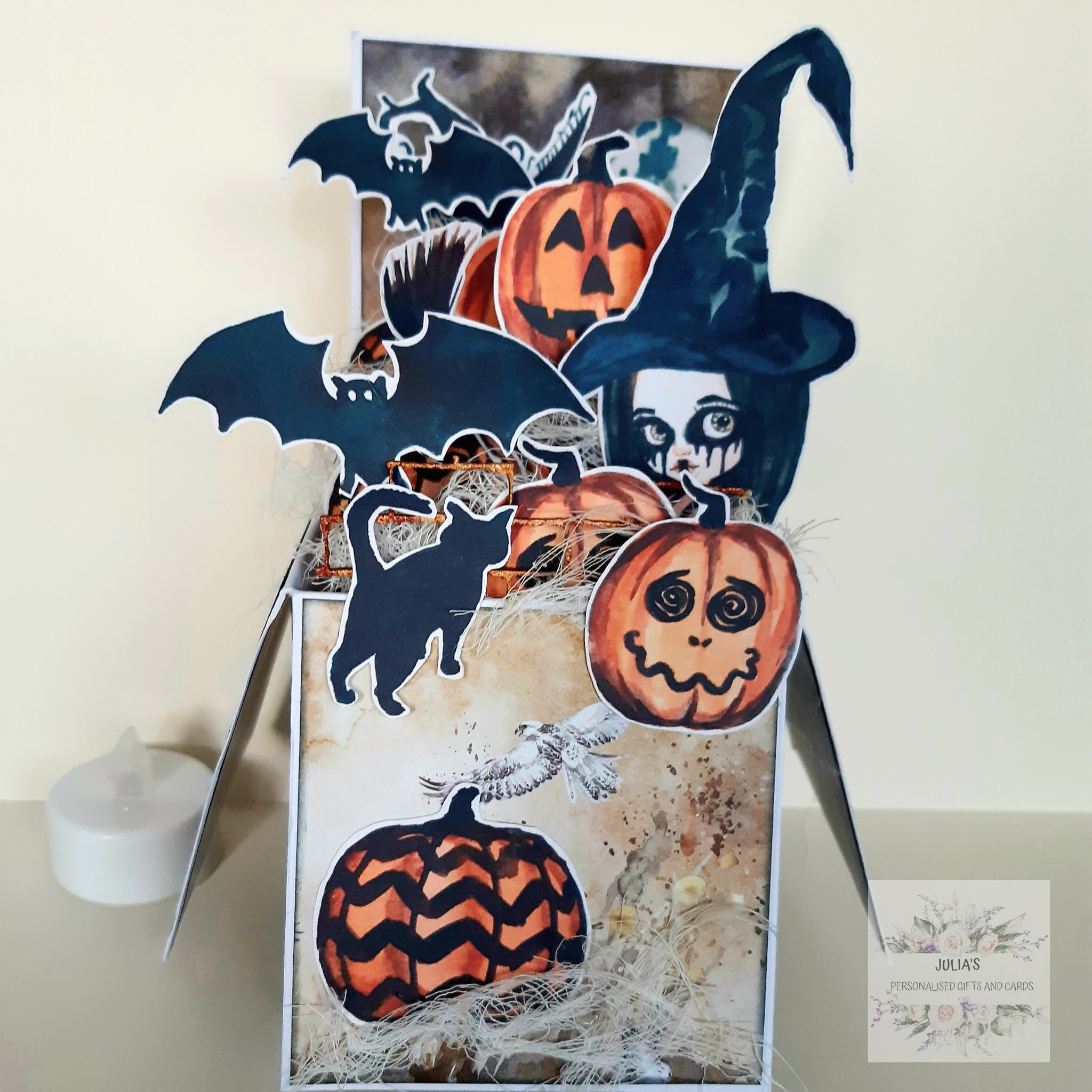 Julia's Personalised gifts and cards Halloweenowy pop up box