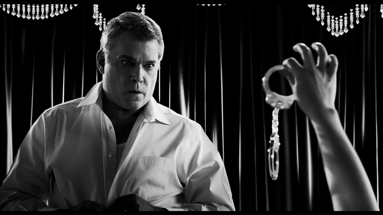Ray Liotta nude in Sin City: A Dame To Kill For.
