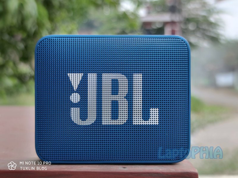 Desain JBL Go 2