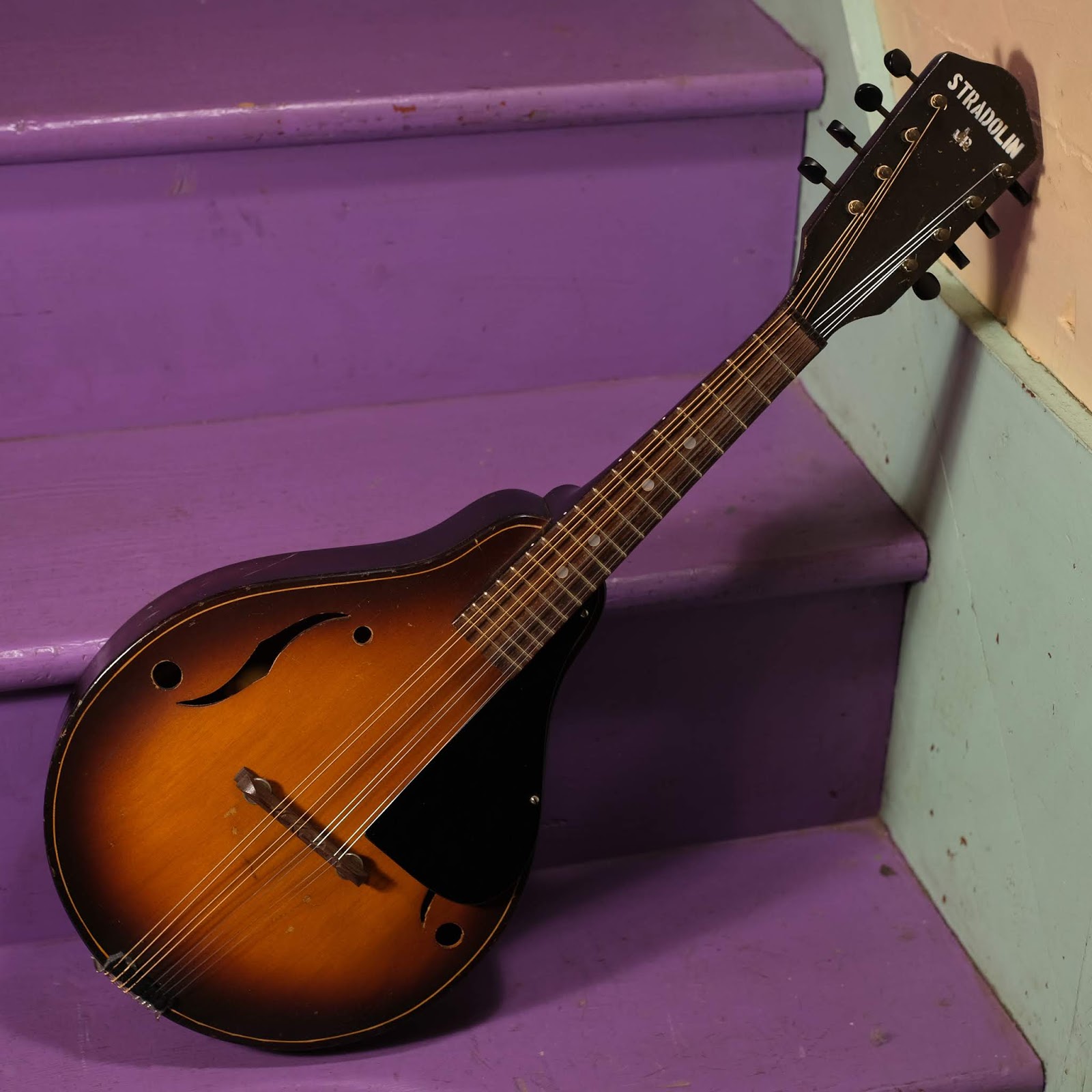 1939 Stradolin Jr Archtop AStyle Mandolin
