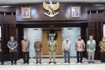 14 Jenderal Purnawirawan Temui Jokowi Diskusi Kebangsaan bahas Isu Global RUU HIP Salah Satunya