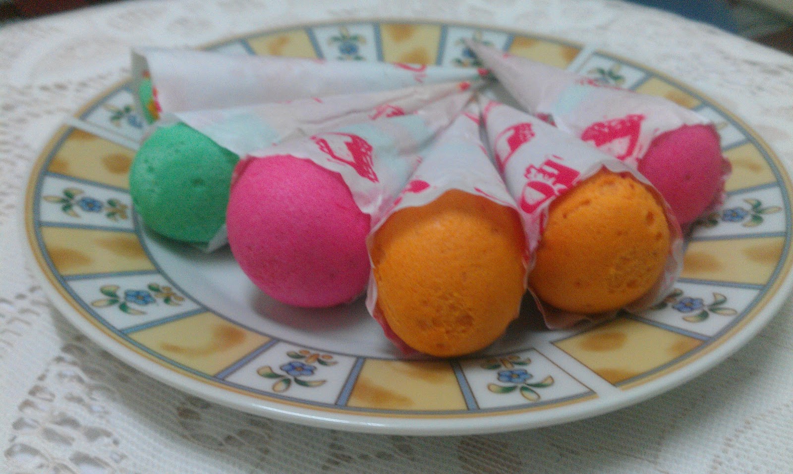 Apam Polkadot J&S Bakery: Apam cornetto (cara buat kon)