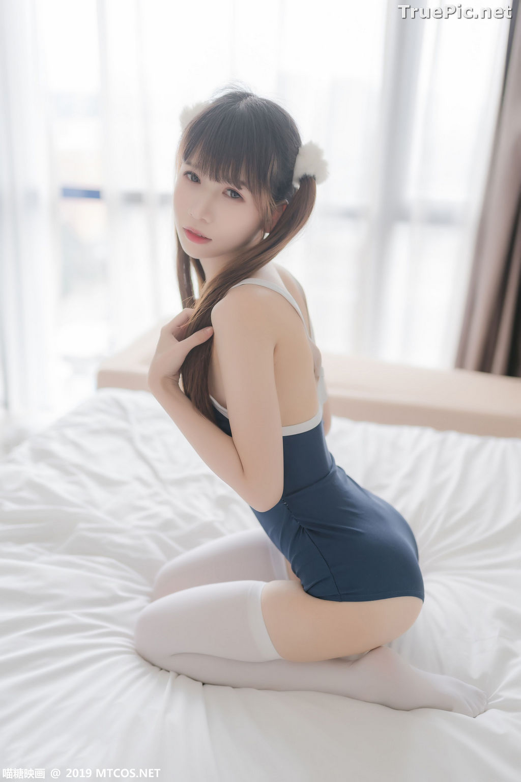 Image [MTCos] 喵糖映画 Vol.036 – Chinese Cute Model – Navy Blue Monokini and White Stockings - TruePic.net - Picture-38