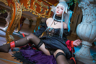 Ngắm mỹ nhân Hoshilily @星之迟迟 Cosplay trang phục đen nóng bỏng