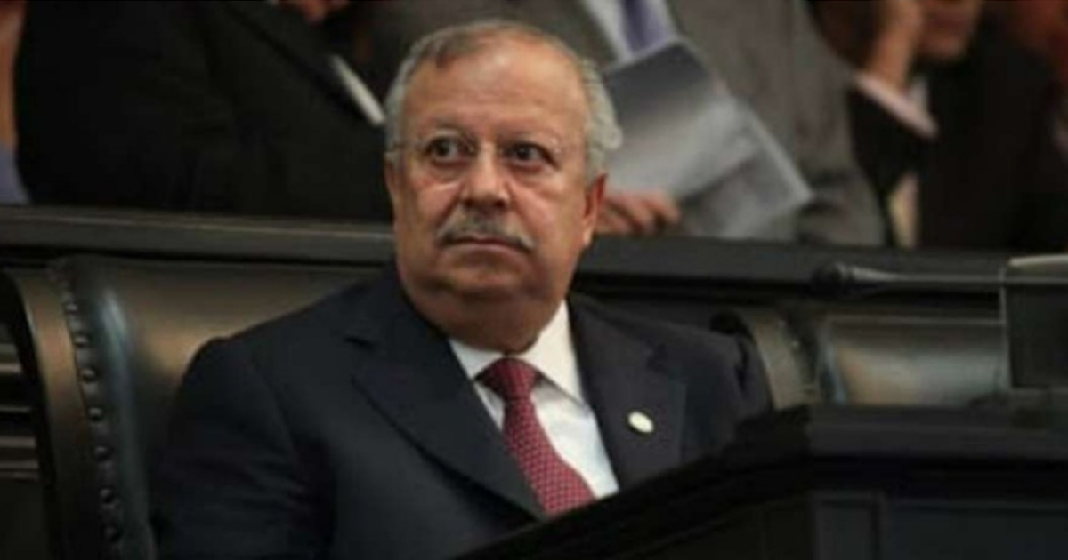 ÁgoraHuatusco El profesor Huatusqueño Rafael Ochoa Gúzman buscará la