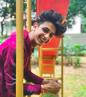 naveenn25 20191002 0023